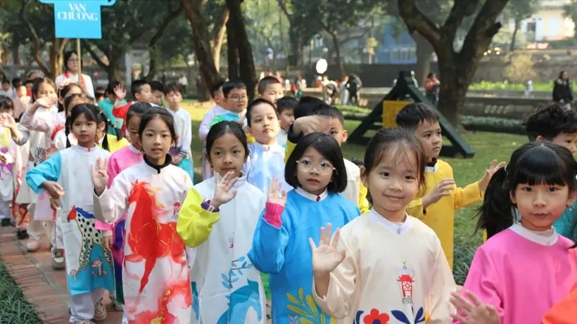 950 học sinh Thủ đô diễu hành, thắp sáng truyền thống hiếu học